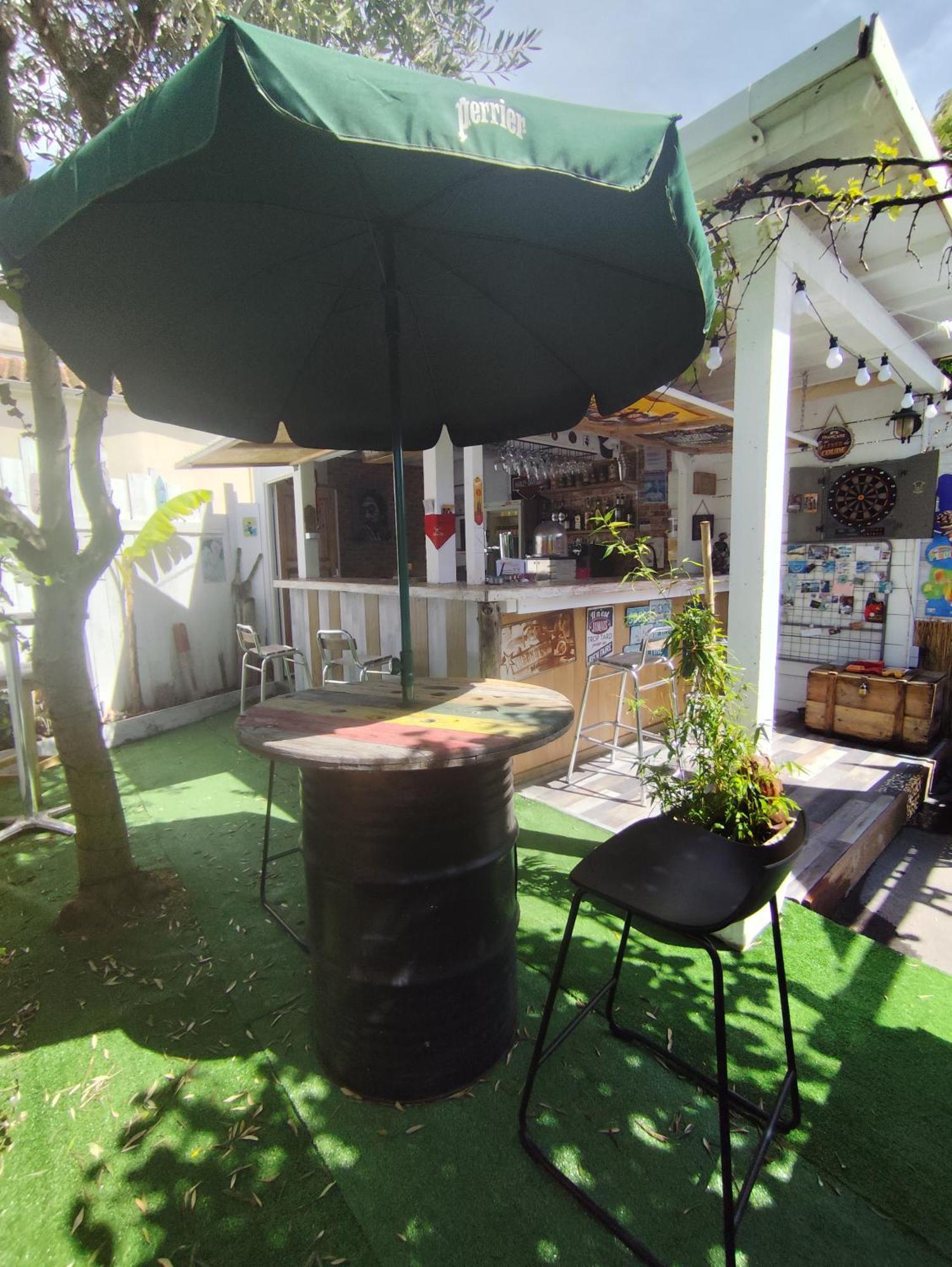 Houlala - Relais D'Etape - Chambres D'Hotes 蓬泰韦克 外观 照片
