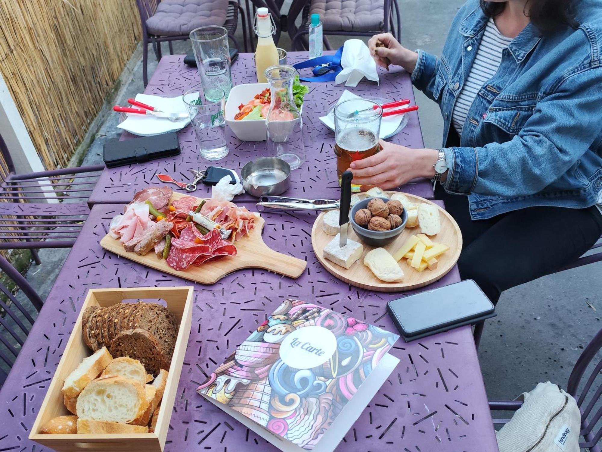 Houlala - Relais D'Etape - Chambres D'Hotes 蓬泰韦克 外观 照片
